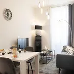 Apartamento #60 Staywiz Us - Grimaldi 2bdr Near Beach,promenade Ac&wifi Niza