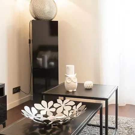 #60 Grimaldi 2bdr Near Beach,promenade Ac&wifi * Nice