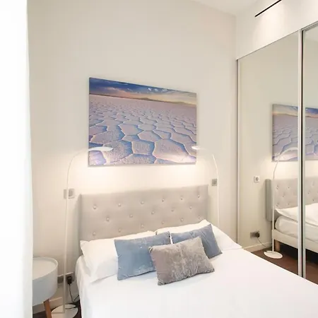 #60 Staywizus - Grimaldi 2bdr Near Beach,promenade Ac&wifi Апартаменты