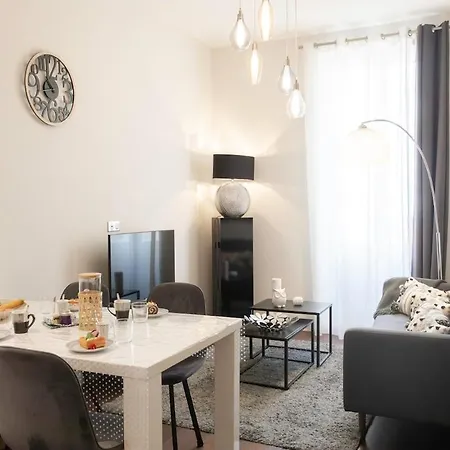아파트 #60 Staywizus - Grimaldi 2bdr Near Beach,promenade Ac&wifi 니스