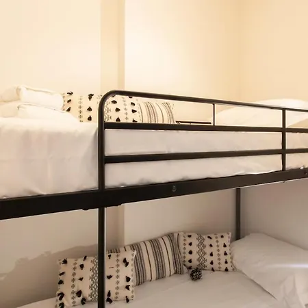#60 Staywizus - Grimaldi 2bdr Near Beach,promenade Ac&wifi *